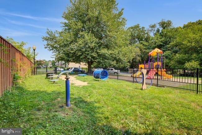 714 Country Village Drive - Photo 7