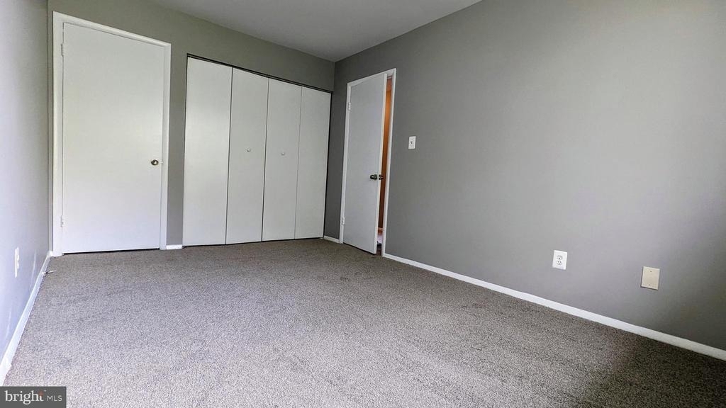 1703 Fountain Rock Way - Photo 6