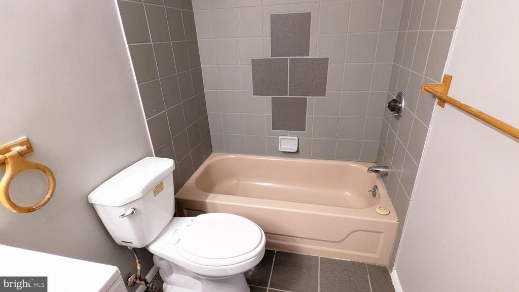 1703 Fountain Rock Way - Photo 15