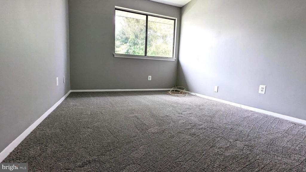 1703 Fountain Rock Way - Photo 9