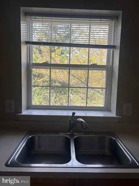 2503 Coach House Way - Photo 8