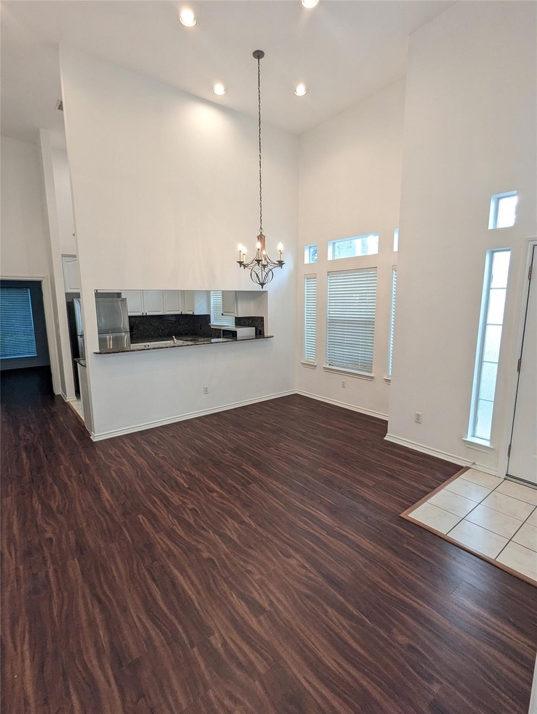 2918 Ranch Road 620 N - Photo 6