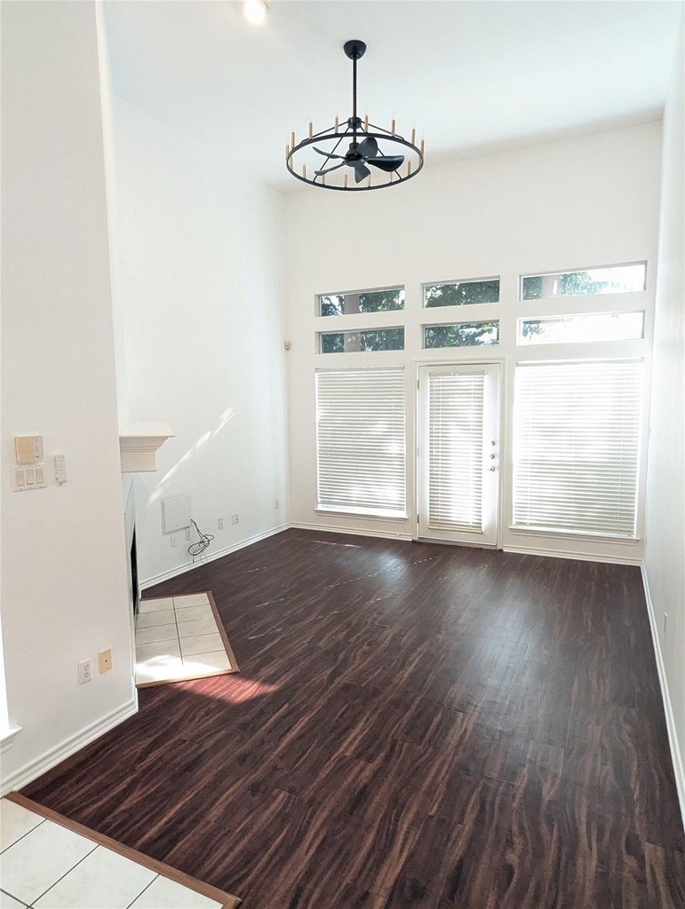 2918 Ranch Road 620 N - Photo 7