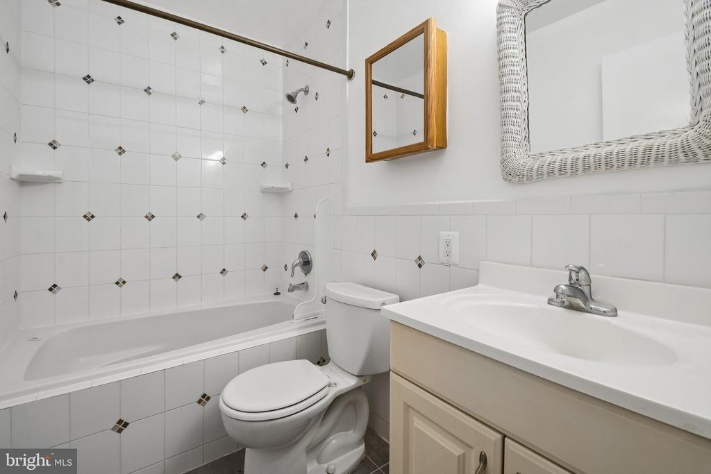 10 Pine Bark Court - Photo 9