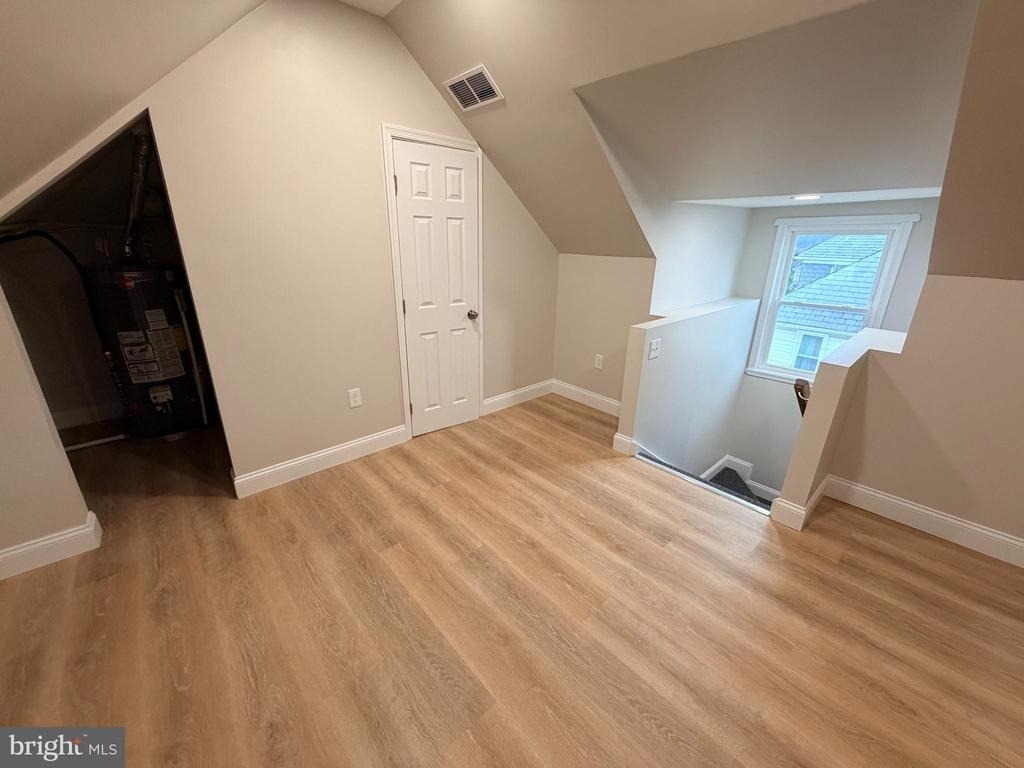 3 E Overlea Avenue - Photo 20
