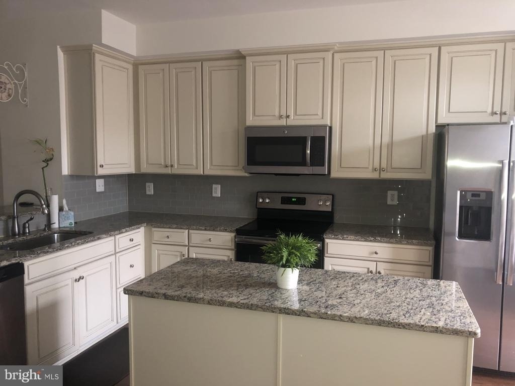 1728 Lantern Mews - Photo 8