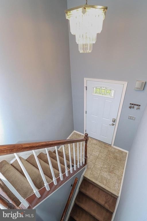 2426 Vineyard Lane - Photo 2