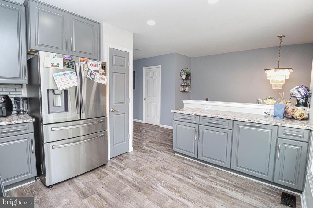 2426 Vineyard Lane - Photo 4