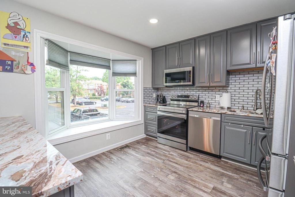 2426 Vineyard Lane - Photo 5