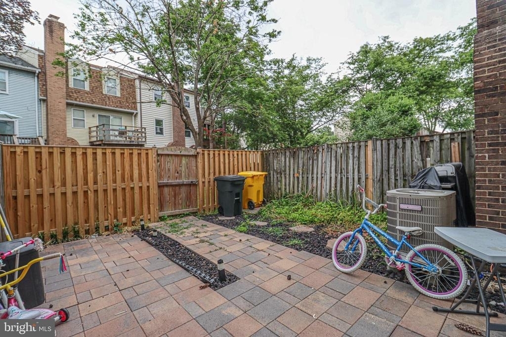 2426 Vineyard Lane - Photo 38