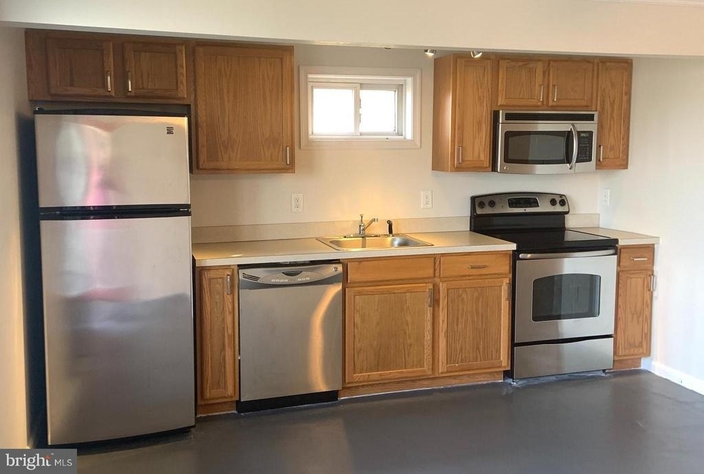 1072 River Bay Road - Photo 3