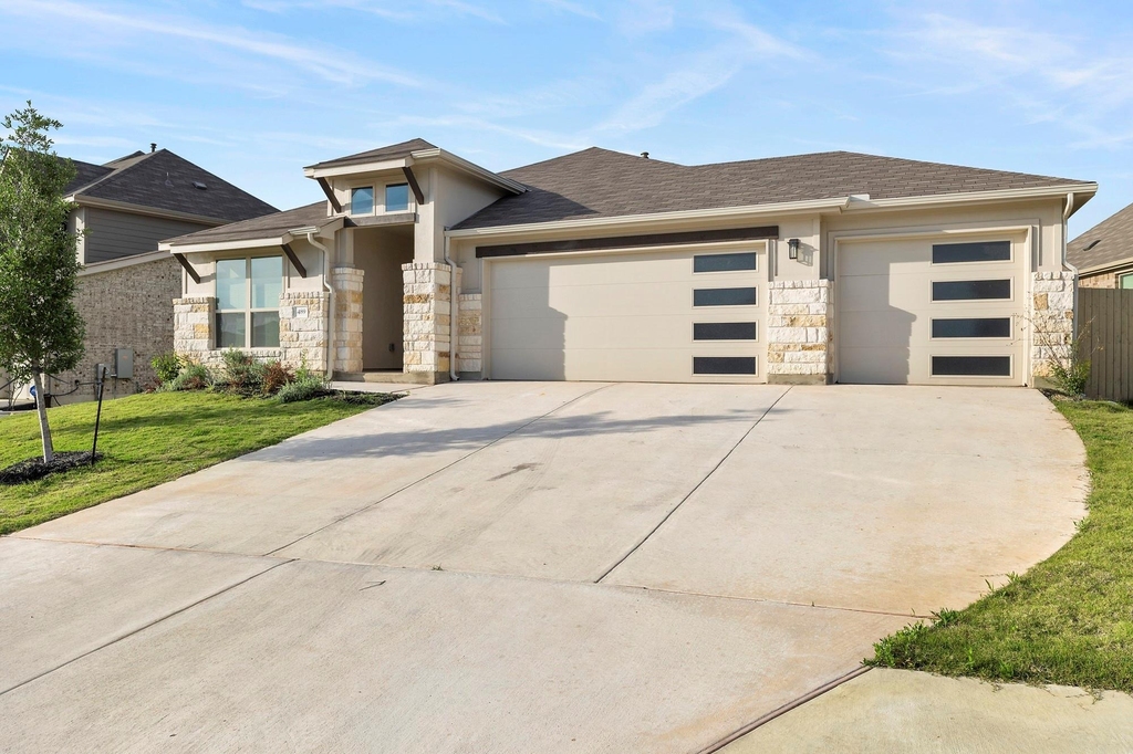 489 Cherrystone Loop - Photo 0