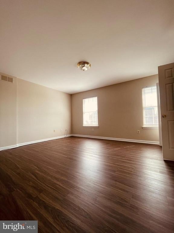 1505 W 5th Street - Photo 5