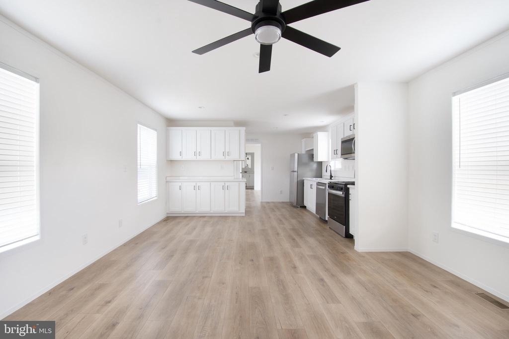 161 Carnation Drive - Photo 6