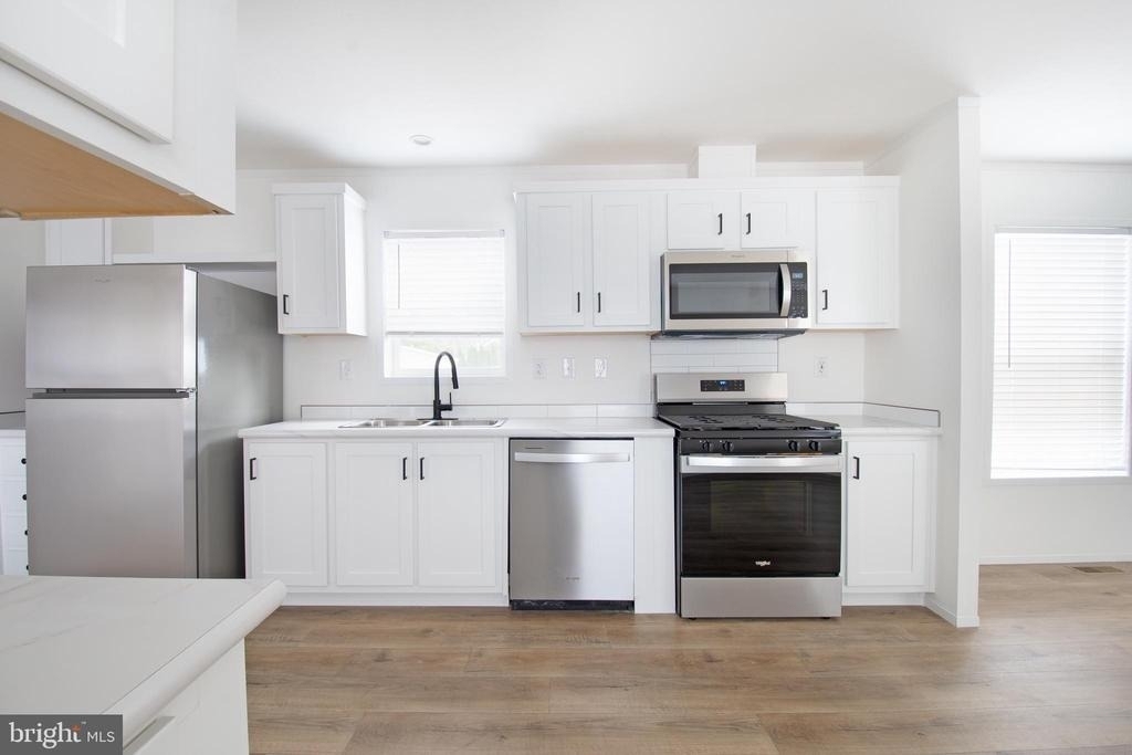 161 Carnation Drive - Photo 7