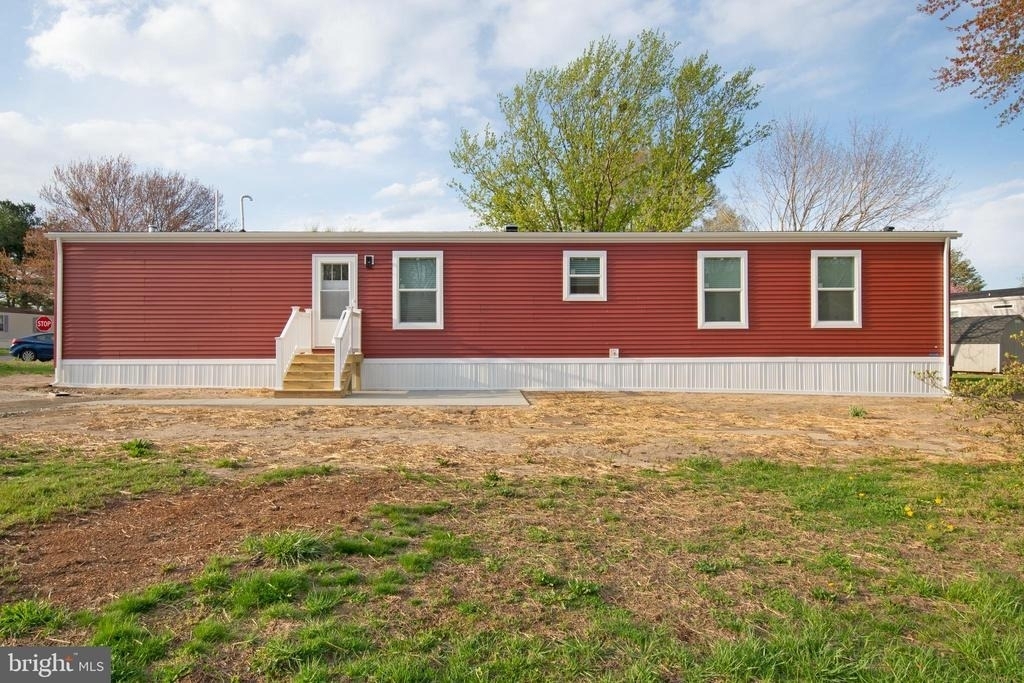 161 Carnation Drive - Photo 0