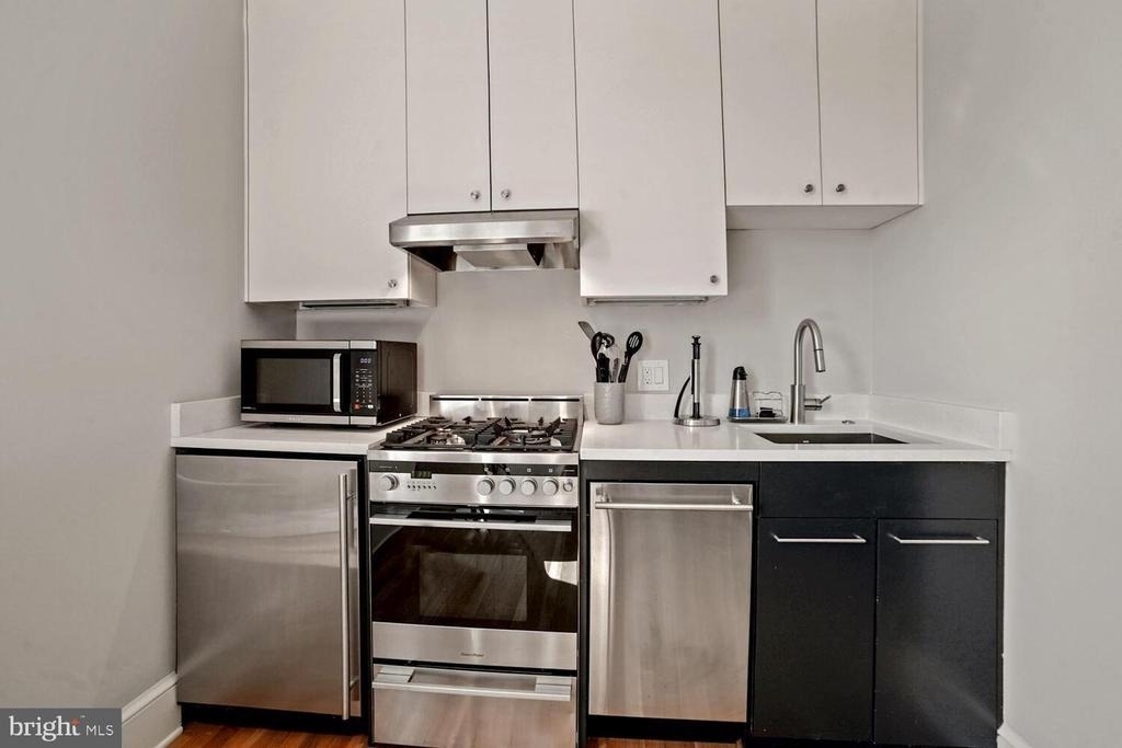 3348 Prospect Street Nw - Photo 6