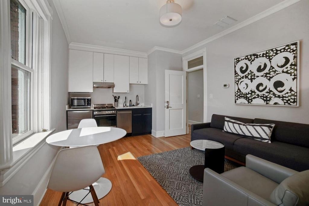 3348 Prospect Street Nw - Photo 5