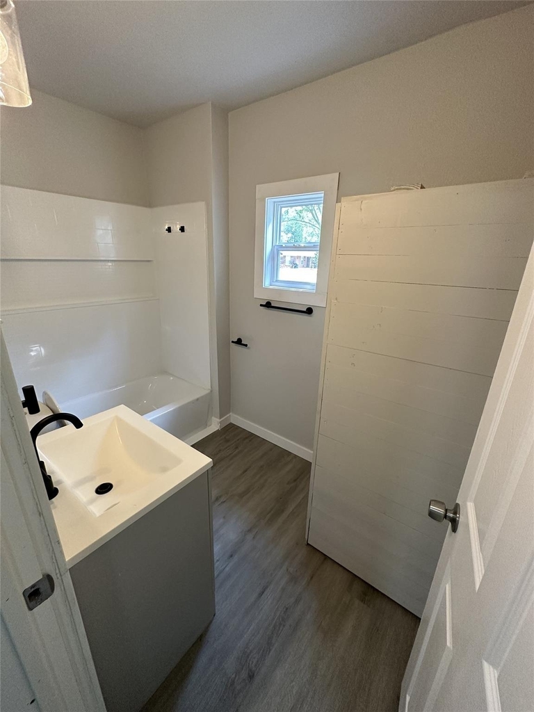 622 Scarbrough St - Photo 7