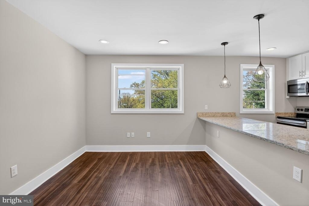 622 Eastern Avenue Ne - Photo 6