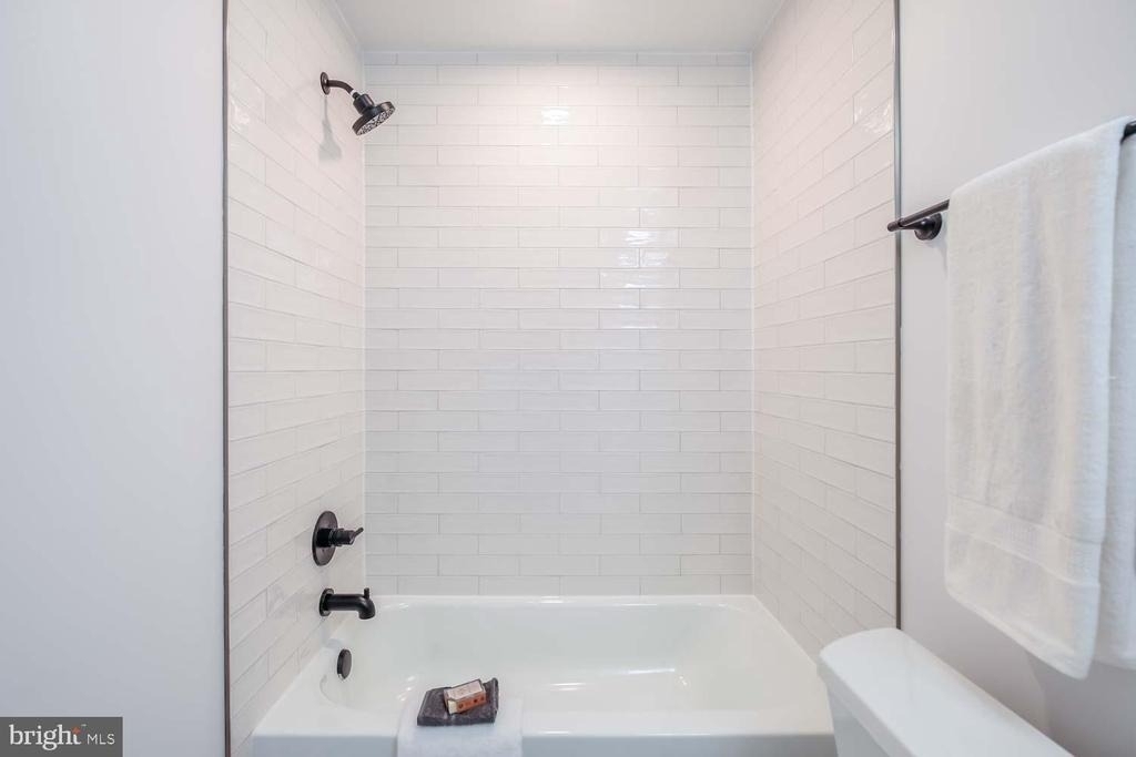 2601 30th Street Ne - Photo 16