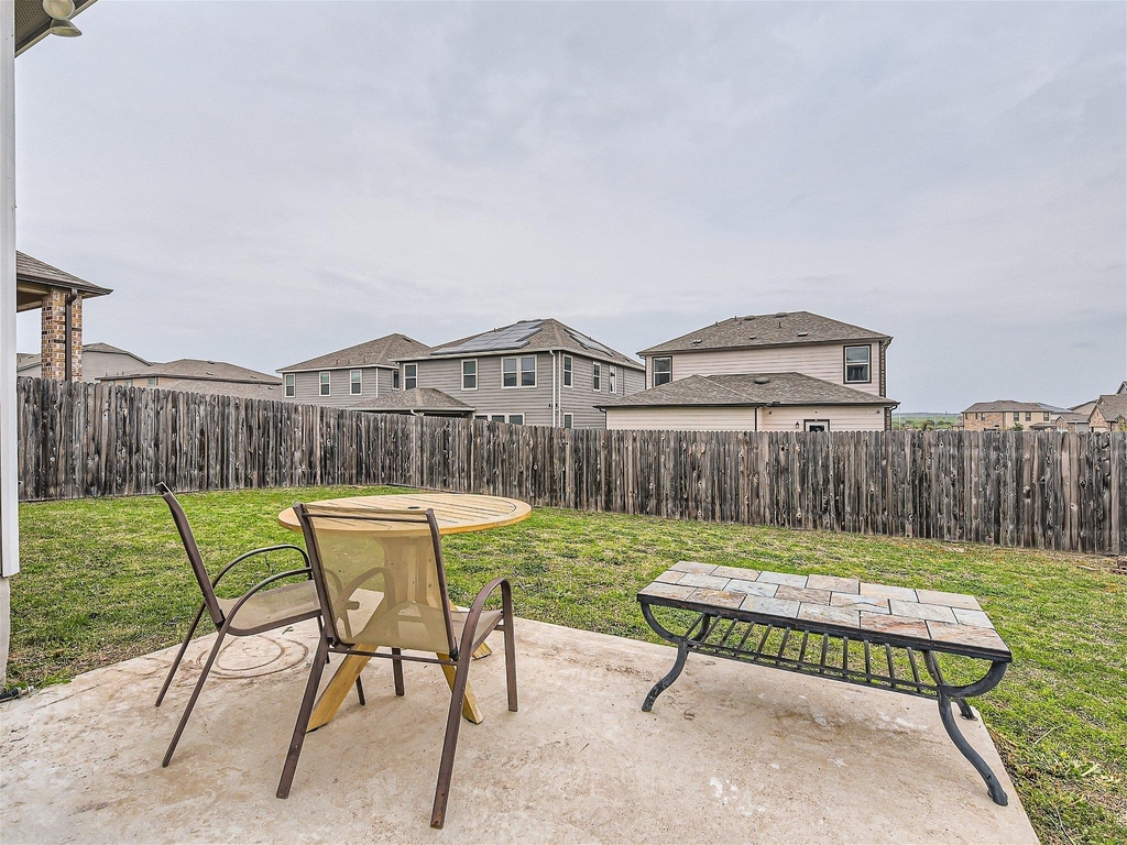 6521 Carriage Pines Dr - Photo 31