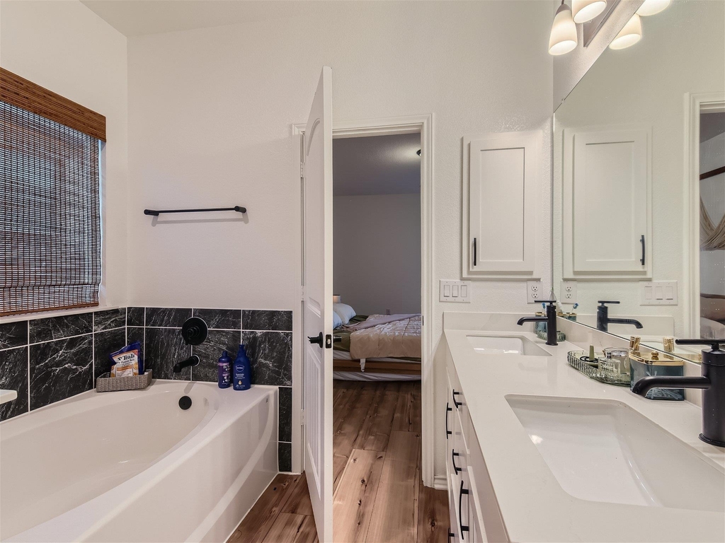 6521 Carriage Pines Dr - Photo 17