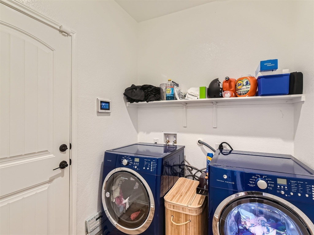 6521 Carriage Pines Dr - Photo 30
