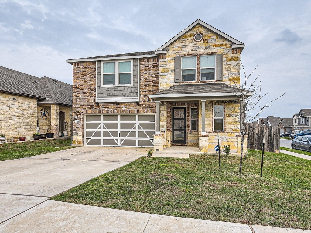 6521 Carriage Pines Dr - Photo 0