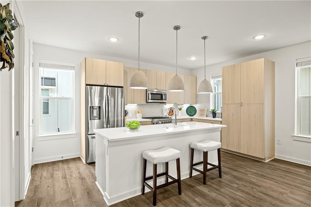 2624 Metcalfe Rd - Photo 2