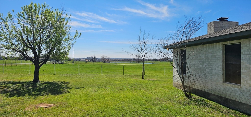 16 Brenda Ln - Photo 5