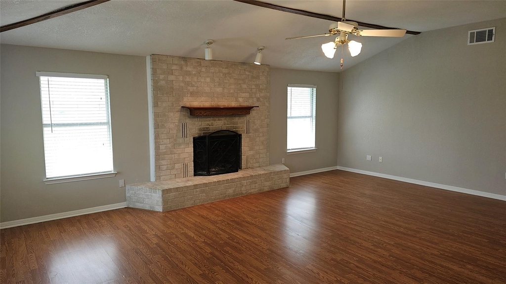 16 Brenda Ln - Photo 11