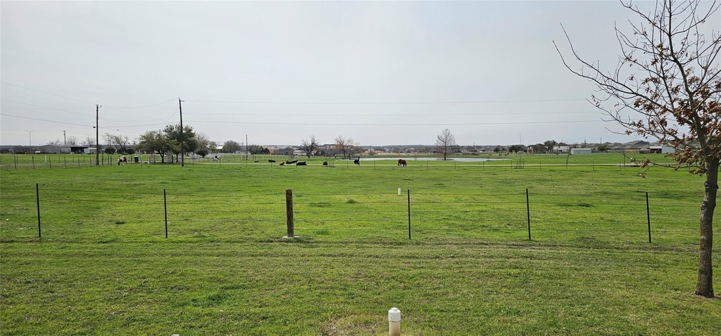 16 Brenda Ln - Photo 3