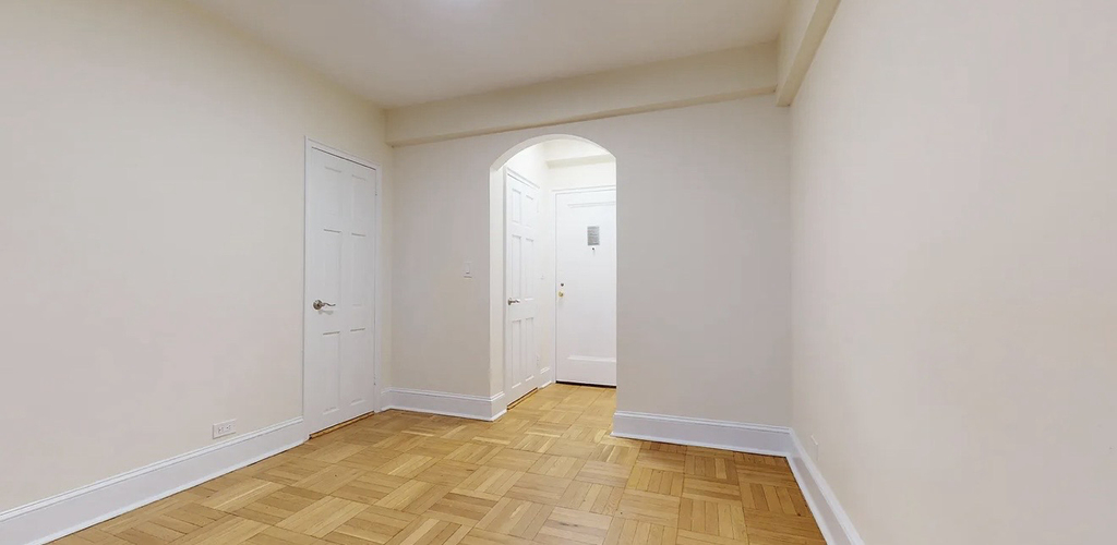 141 East 56th Street - Photo 3