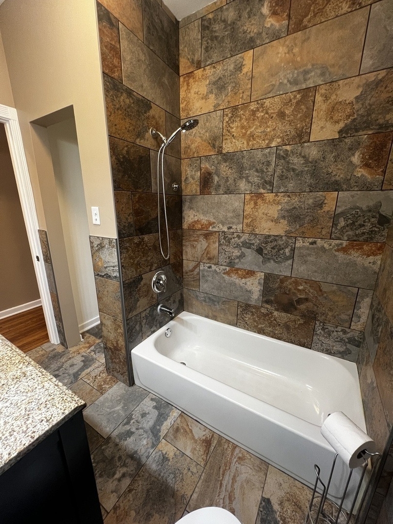 735 N Hamlin Avenue - Photo 10