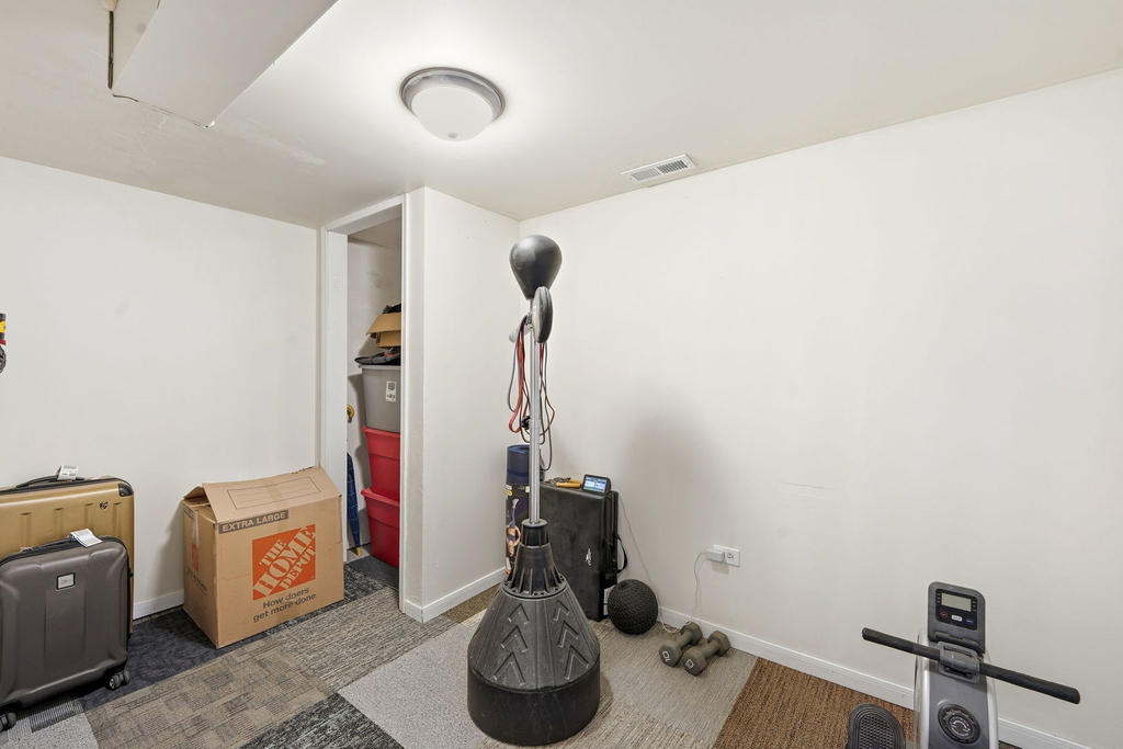 1637 S Saint Louis Avenue - Photo 8
