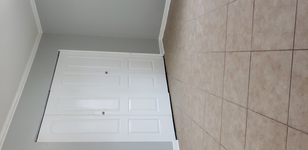239 Malibu Drive - Photo 4