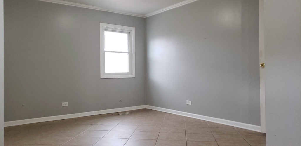 239 Malibu Drive - Photo 5