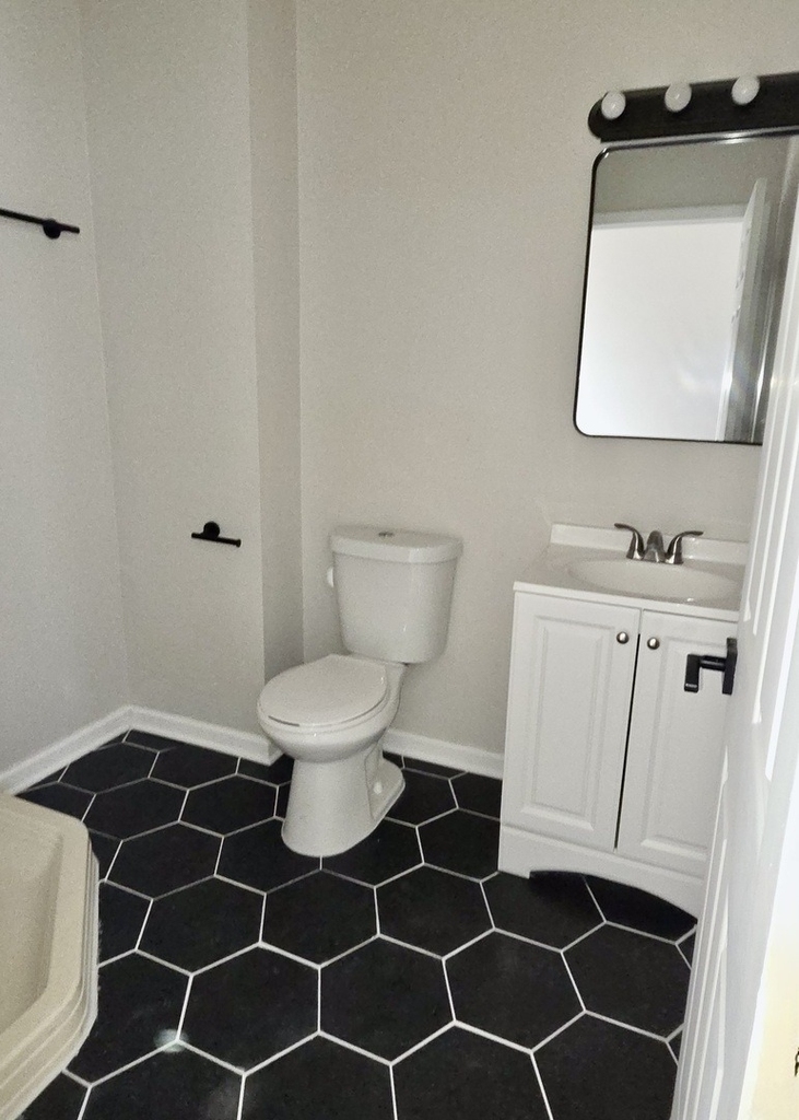 6439 S Saint Lawrence Avenue - Photo 6