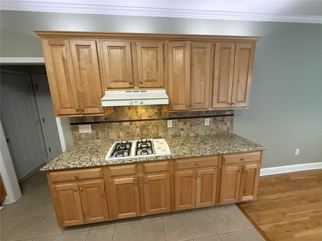 5730 Devonshire Way - Photo 2