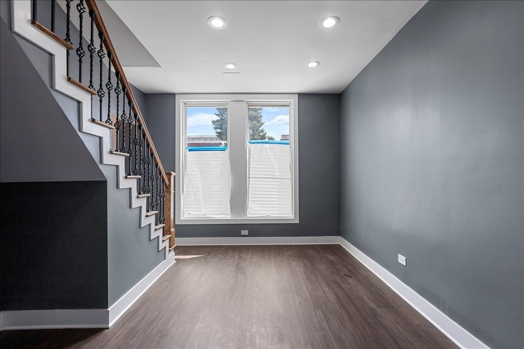 2108 S Homan Avenue - Photo 3