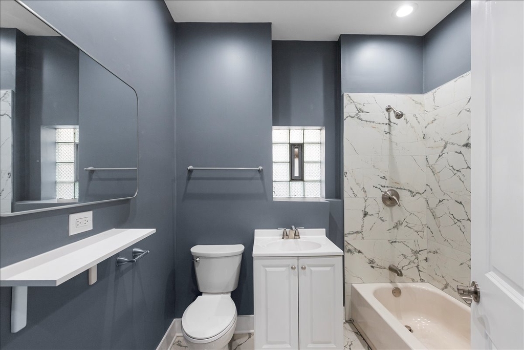 2108 S Homan Avenue - Photo 6