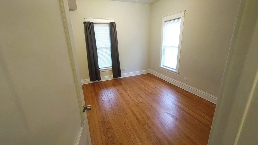 111 N Center Street - Photo 7