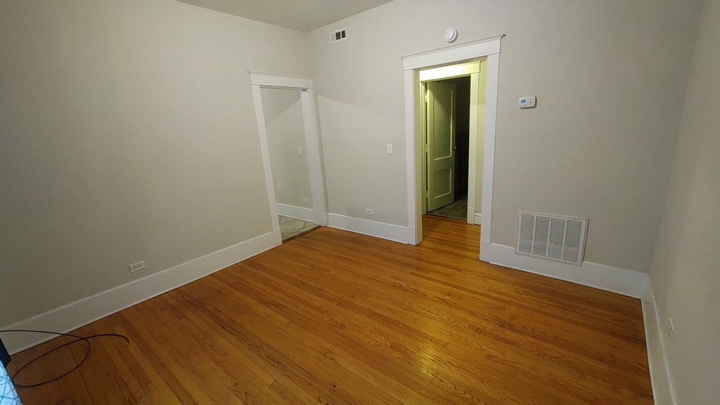 111 N Center Street - Photo 4