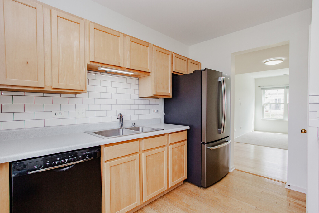 1217 N Village Drive - Photo 12