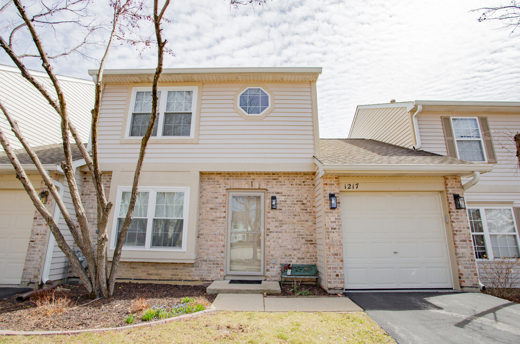 1217 N Village Drive - Photo 1
