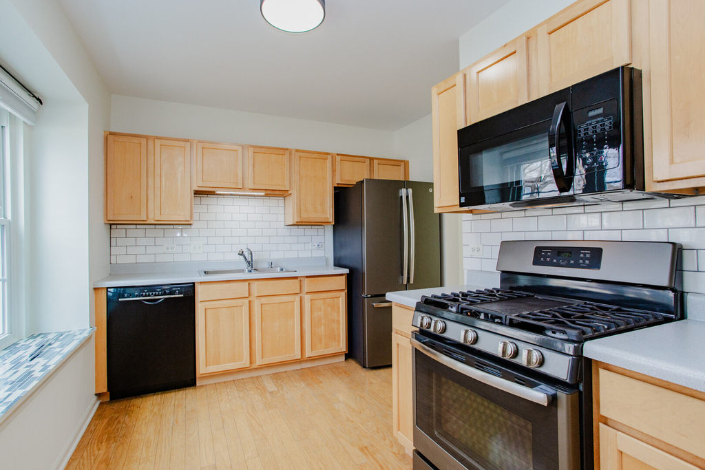 1217 N Village Drive - Photo 10