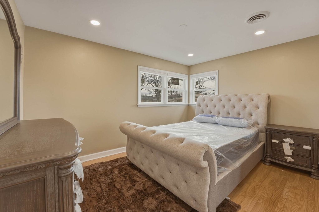 8901 Moody Avenue - Photo 12