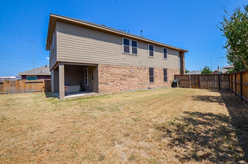 2403 Summers Glen Court - Photo 2