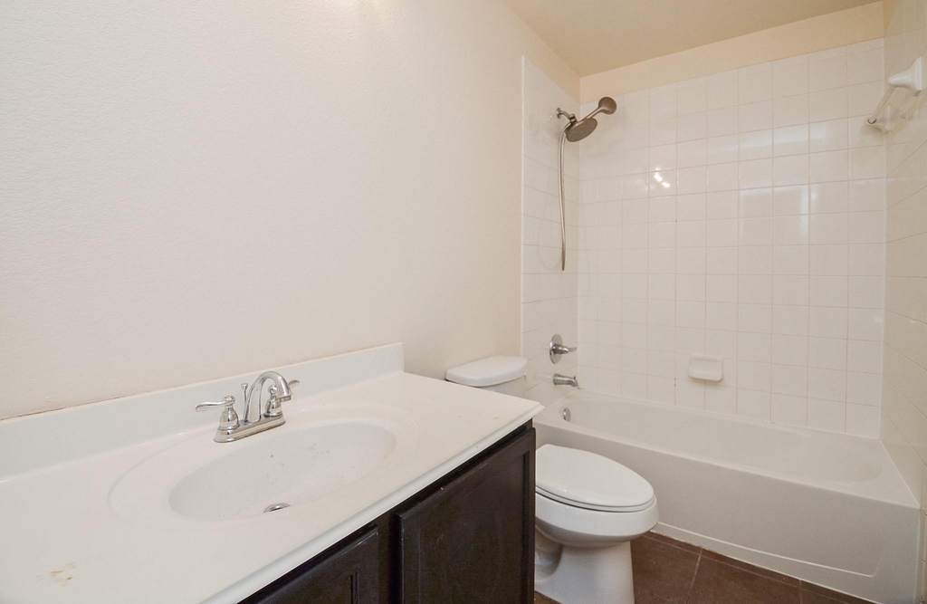 2403 Summers Glen Court - Photo 23